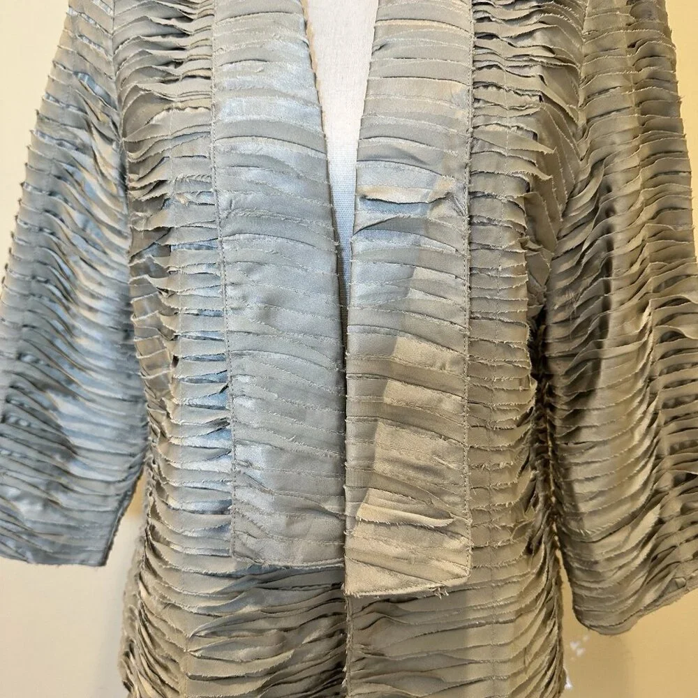 Chicos Blazer Jacket Women’s Size 1 Light Green Metallic Silky Raw Edge - Picture 5 of 15